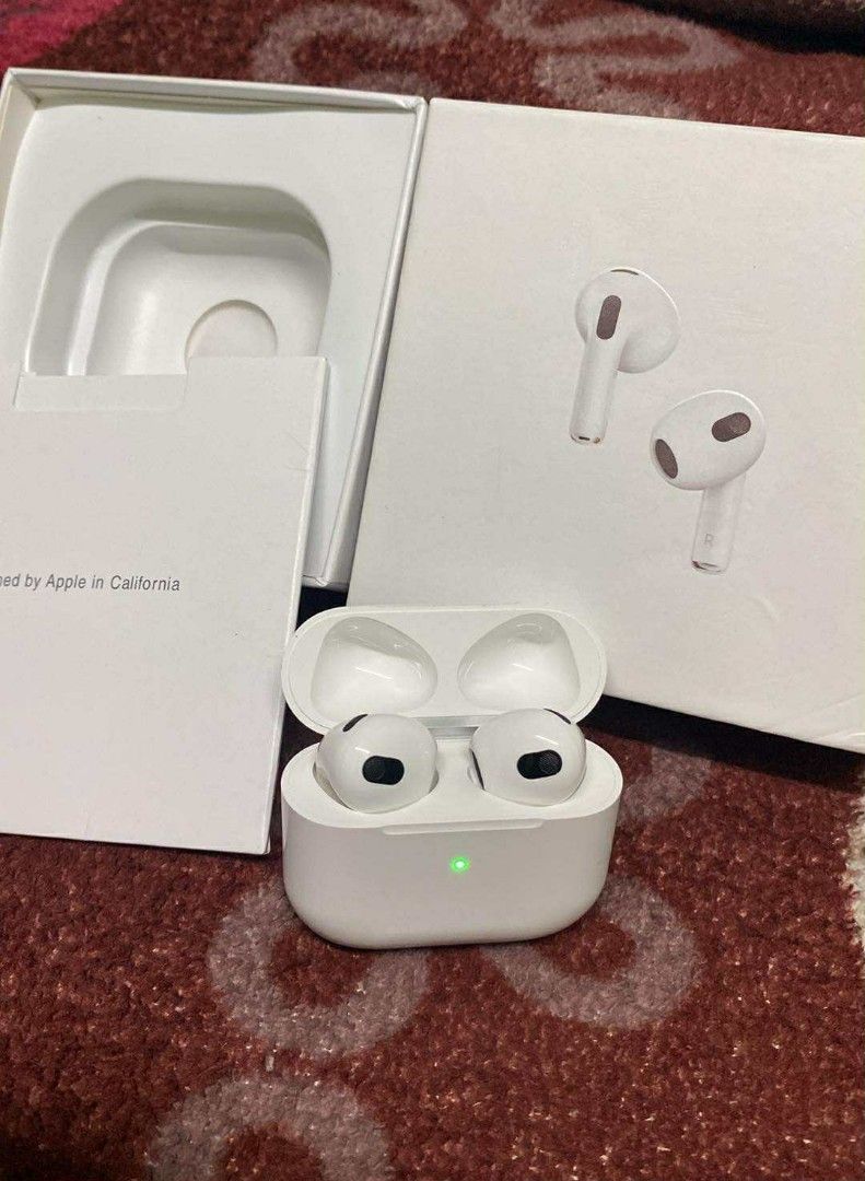 Generation 3 airpods 💯 (Category: Headphones & Headsets) located in Manila. Submitted by milasgadgetph (Listing ID 1374013830, Image 1). Description: .