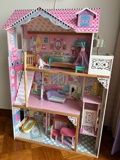 (Category: ) located in . Submitted by karollie (Listing ID 1374088729, Image 1). Description: .