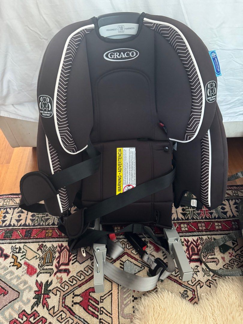 Graco 4Ever DLX (Category: Car Seats) located in Singapore. Submitted by rea191119 (Listing ID 1373963852, Image 2). Description: Very clean!!! Car seat - 10 positions including front/rear facing & backless booster Priced to sell fast - $40 or best offer Product Specifications: Dimensions: 21.5 in (W) X 23.5 in (H) X 28.5 in (D) Weight: 23lbs Maximum weight: 120lbs Recommended Use: Rear-Facing Harness: 4-40 lb, head must be at least 1” below hand