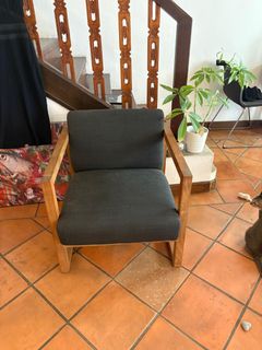 (Category: ) located in . Submitted by tessab_1 (Listing ID 1374054563, Image 1). Description: .