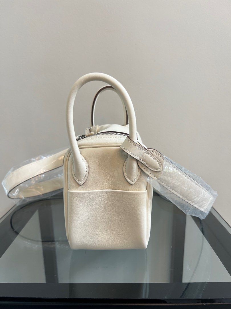 Hermes Mini Lindy Craie (Category: Luxury Bags & Wallets) located in Quezon City. Submitted by hollaashopp (Listing ID 1374078242, Image 3). Description: Brand new Complete inclusions Swift leather Craie in palladium hardware .