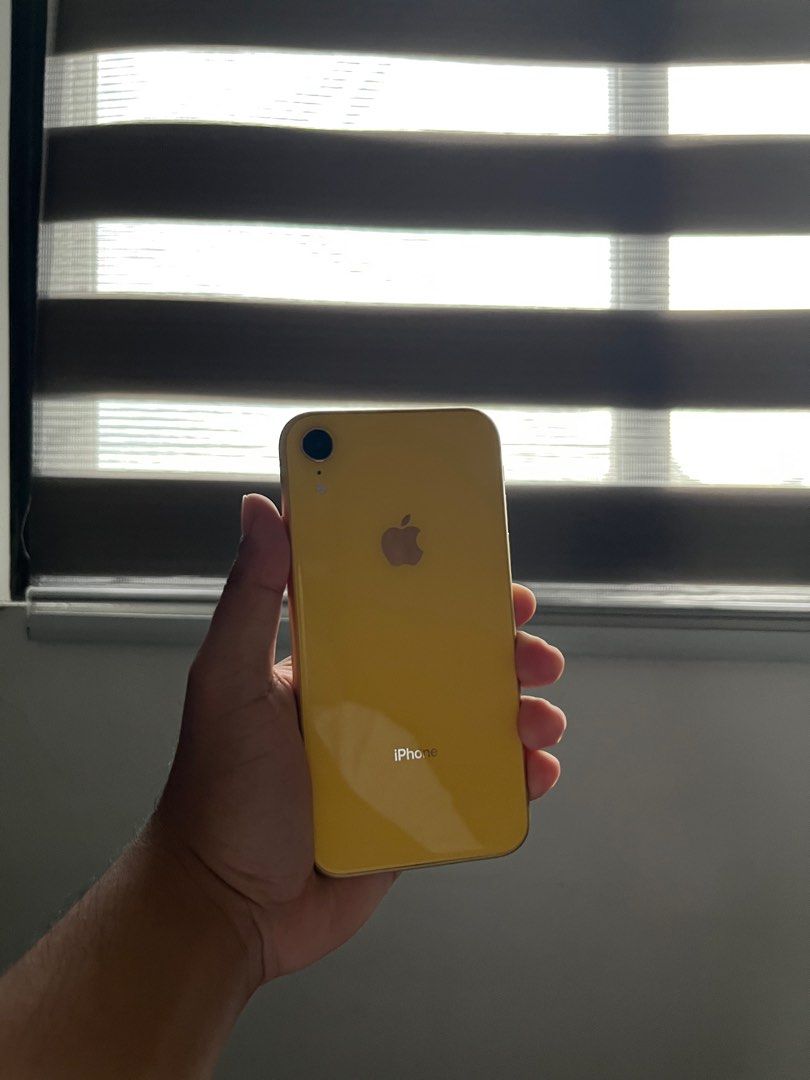 iPhone XR (Category: iPhone X Series) located in Santa Rosa. Submitted by curtxander18941 (Listing ID 1374045609, Image 2). Description: For Sale only❗️ iPhone XR Yellow 64gb 79% Battery Health Comes with box and some extra case Bought from Japan, compatible with Philippine sims Issue: LCD damage, but all in good working condition Can do meetups around Santa Rosa Laguna area or Taft Manila RFS: Spare phone .