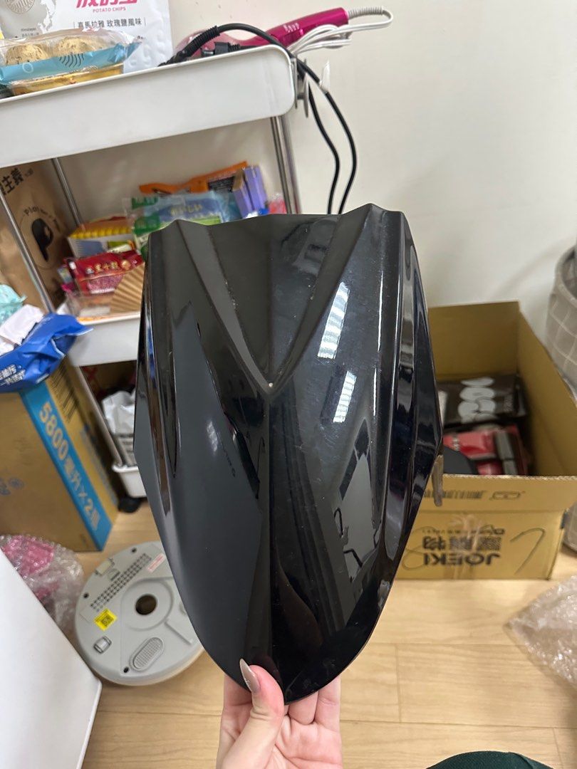 由 cai_roo (刊登 ID 1374100708，圖片 2) 提交，位於 台南市 (Tainan) 的 Jet sr黑色前土除 (類別：汽機車零配件)，說明：無傷。