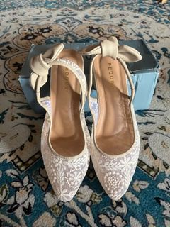 (Category: ) located in . Submitted by pipreloved_ (Listing ID 1373986936, Image 1). Description: .