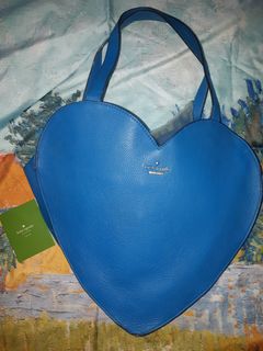 (Category: ) located in . Submitted by BagsAndBooks (Listing ID 1374036365, Image 1). Description: .