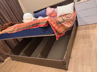 (Category: ) located in . Submitted by caakash89 (Listing ID 1374086936, Image 1). Description: .