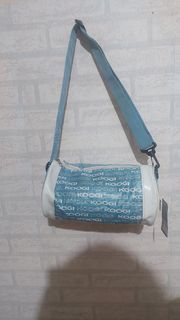 (Kategori: ) berada di . Dikirim oleh 2nd_good.quality (ID iklan 1374048467, Gambar 1). Deskripsi: .
