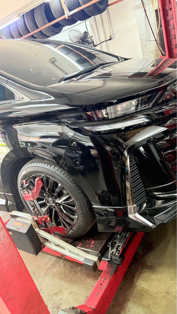 Launch alignment machine (Category: Office & Business Technology) located in Kuala Lumpur. Submitted by exooi (Listing ID 1374014336, Image 2). Description: Launch 4 wheel alignment Still in good function .