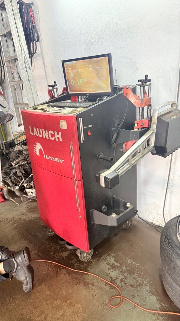 Launch alignment machine (Category: Office & Business Technology) located in Kuala Lumpur. Submitted by exooi (Listing ID 1374014336, Image 1). Description: Launch 4 wheel alignment Still in good function .