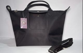 (Kategori: ) berada di . Dikirim oleh tascha21 (ID iklan 1374020032, Gambar 1). Deskripsi: .