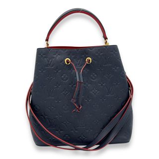 (Category: ) located in . Submitted by carousellluxury (Listing ID 1374039183, Image 1). Description: .