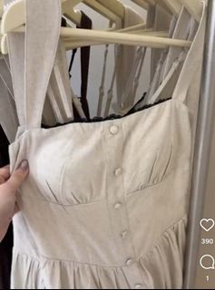 (Category: ) located in . Submitted by fashiongirlyera (Listing ID 1374125657, Image 1). Description: .