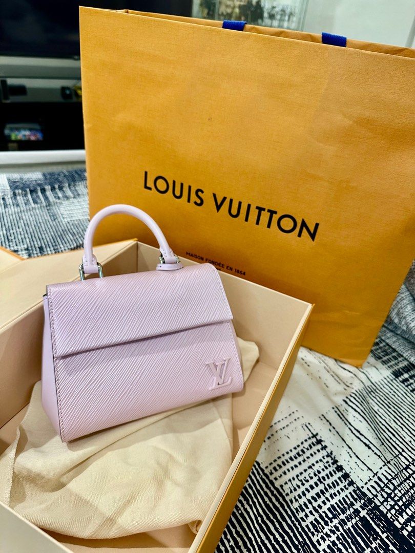 LV MINI CLUNY (Category: Luxury Bags & Wallets) located in Manila. Submitted by alnekm (Listing ID 1374111205, Image 1). Description: For Sale!! LV MINI CLUNY GUIMAVE USED TWICE!! Complete inclusion except Receipt 2023 Purchased. PM FOR MORE DETAILED PICS.