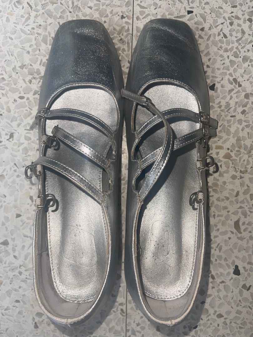 Mary Jane High Heels in silver square toe size 10 (Category: Heels) located in Quezon City. Submitted by ___maris03 (Listing ID 1374038690, Image 3). Description: - lightly used - good condition - size 10, eur40.