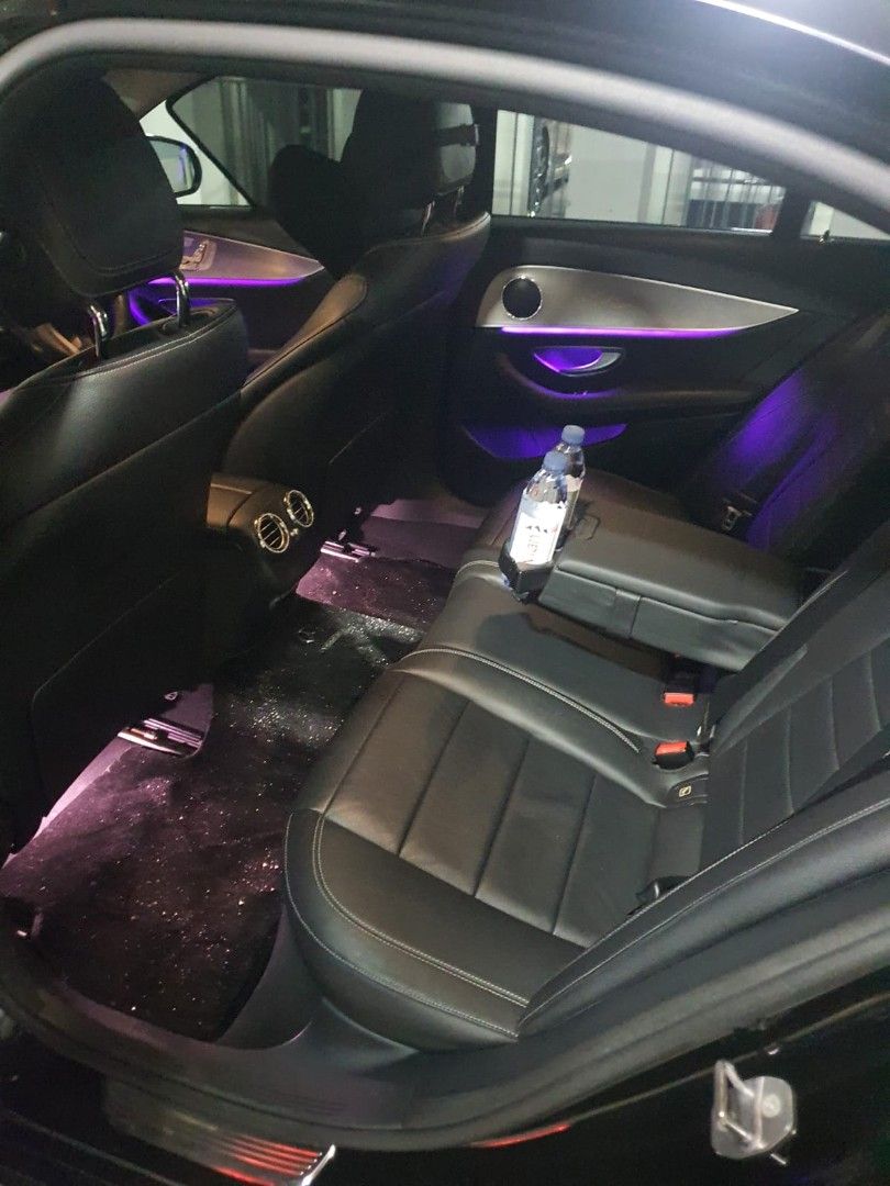 Mercedes-Benz E-Class 220d SE PREMIUM SUNROOF Auto (Category: Used Cars) located in Singapore. Submitted by atikaooi (Listing ID 1374083692, Image 3). Description: - Floormat is not dirty, it's glitter - x4 new tyres - x1 new oil pan - AMG bodykit - Front & back brake pad NEW, Brembo - Brake rotors NEW, Brembo View to believe! DIRECT BUYER ONLY. NO DEALER/ CONSIGNER..