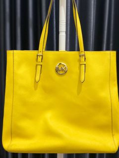 (Kategori: ) berada di . Dikirim oleh grizzlypanpan (ID iklan 1374134093, Gambar 1). Deskripsi: .