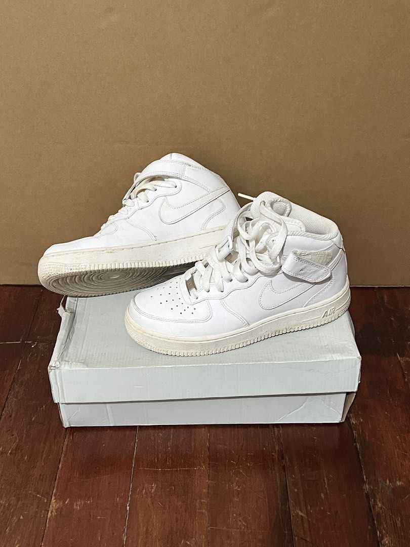 NIKE Air Force 1 ‘07 Mid - White (Category: Sneakers) located in Paranaque City. Submitted by isabelagwynette (Listing ID 1374047592, Image 1). Description: nike air force 1 AF1 mid - white - retails for ₱6k (no box) SIZE: WMNS US 7 / EUR 38 / 24cm condition: 7/10 (yellowed soles, slight creasing).