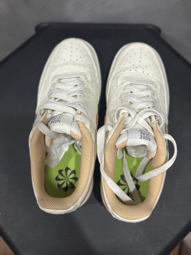 Nike Vision Court Low (Category: Sneakers) located in Manila. Submitted by rzzb21 (Listing ID 1374090858, Image 3). Description: .
