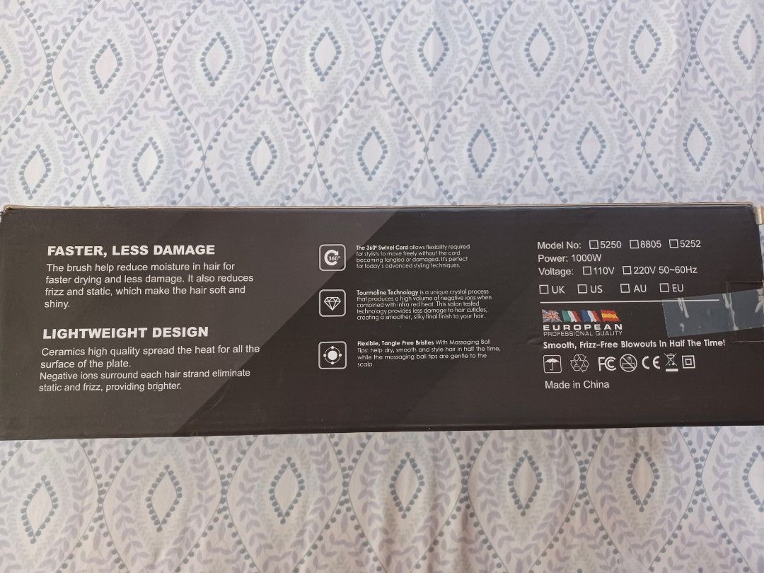 One Step Hair Dryer and Styler (Category: Hair) located in Paranaque City. Submitted by andreasapparel (Listing ID 1373977948, Image 2). Description: .