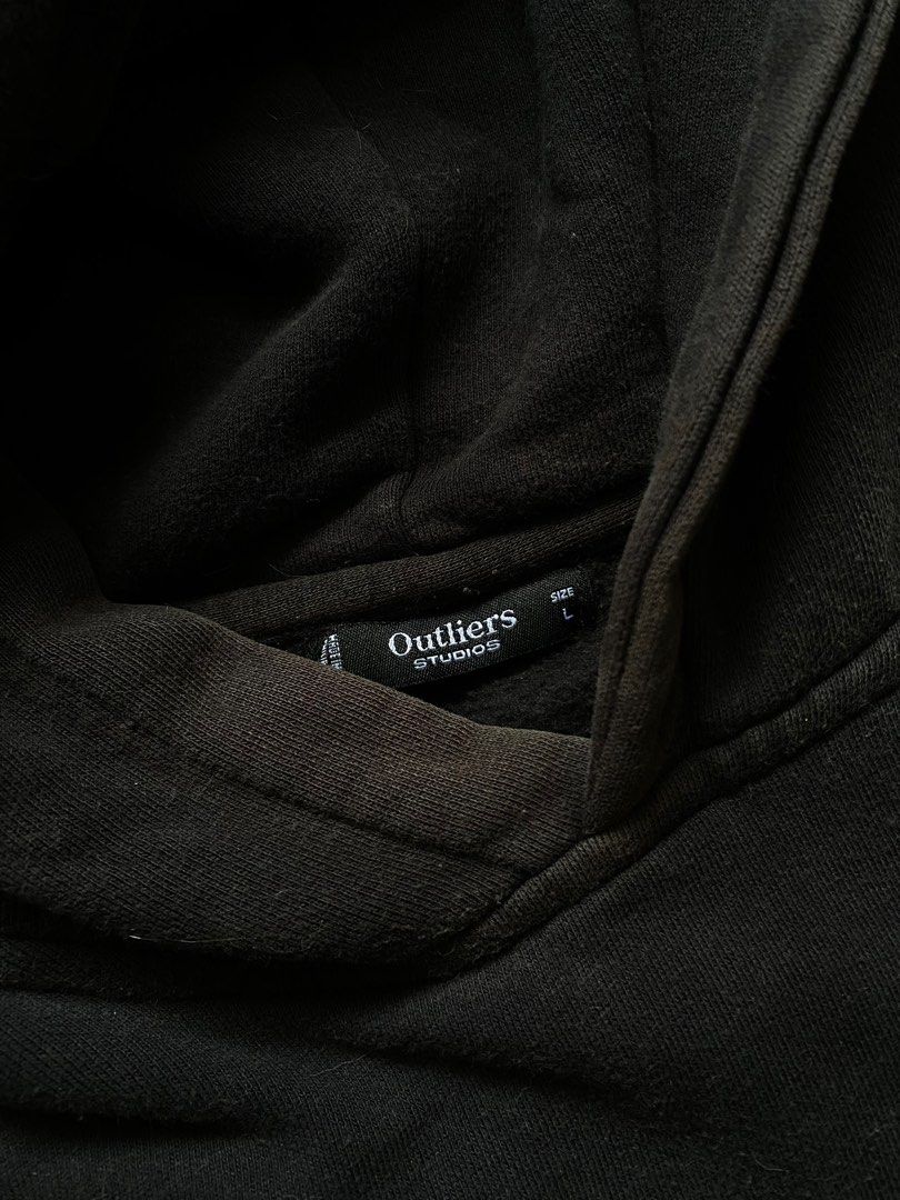 Outliers Black Hoodie (Category: Coats, Jackets and Outerwear) located in Bacolod City. Submitted by found.objects (Listing ID 1374006123, Image 2). Description: Flaw: some discoloration (Check pics) 26x70cm Thick + soft material +70 shipping fee from Bacolod .