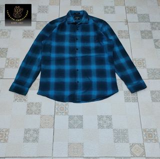 (Kategori: ) berada di . Dikirim oleh lucky09_thriftshop (ID iklan 1373993610, Gambar 1). Deskripsi: .