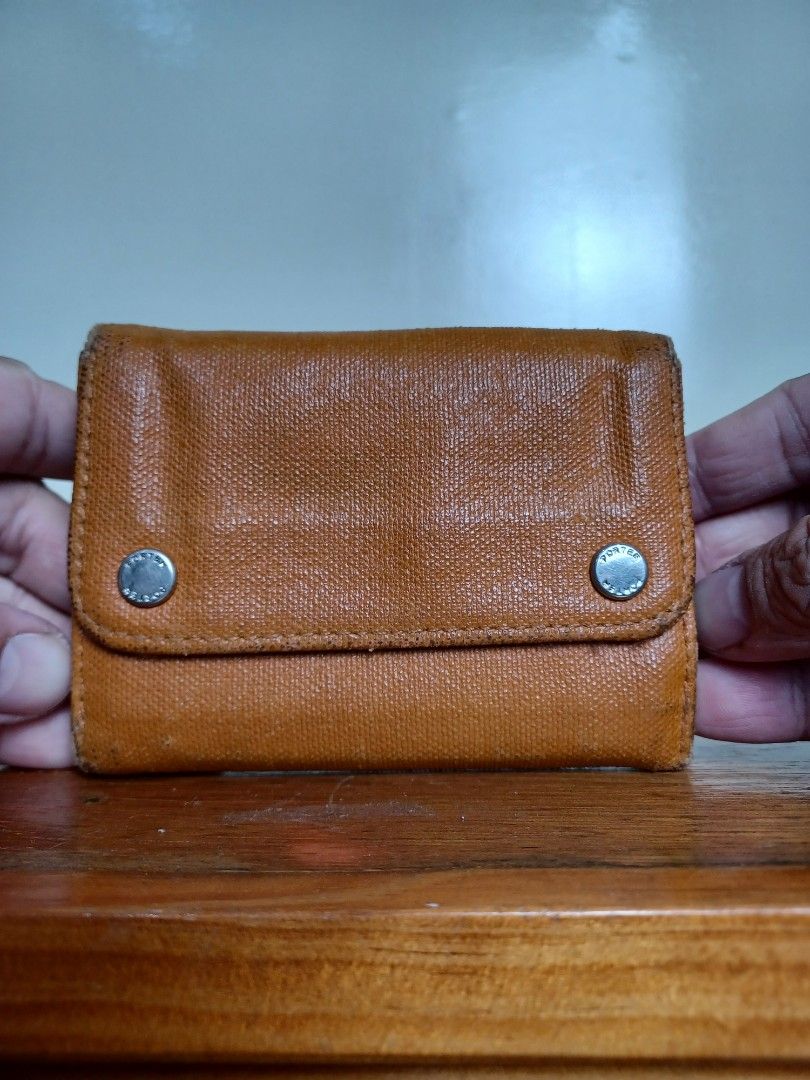 Porter wallet (Category: Wallets & Card Holders) located in Baguio. Submitted by restyrille77846 (Listing ID 1374055893, Image 2). Description: Secondhand Buy as is What you see is what you get Pm is the key Location baguio city Dropping area mabini shopping center stall 10 Plus shipping fee sa malayo Payment via gcash bpi palawan cebuana Courier jrs or j&t First to pay owns the item No reservation no cancellation No return no exchange No cop no 
