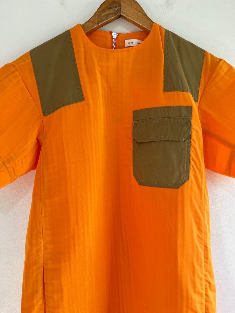 Sacai Linen Pocket Mid Dress (Category: Luxury Apparel) located in Dasmarinas. Submitted by bandananowheree (Listing ID 1374096427, Image 3). Description: From SS15 Super lightweight material. Features a hidden double-sided front pocket. Silver-toned YKK back zipper. Size 1 (fits Small). No flaws or issues. 19W 33L.