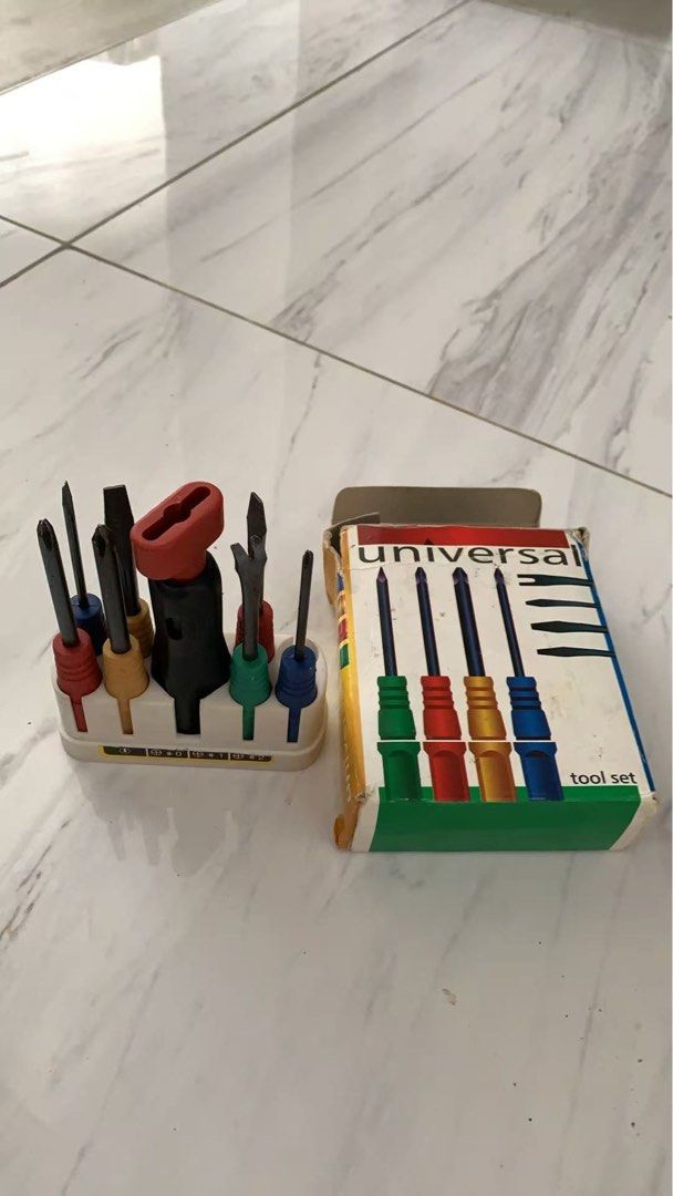 Screwdriver replaceable Tools (Category: Home Improvement Tools & Accessories) located in Singapore. Submitted by bunnystrong007 (Listing ID 1373962479, Image 1). Description: .