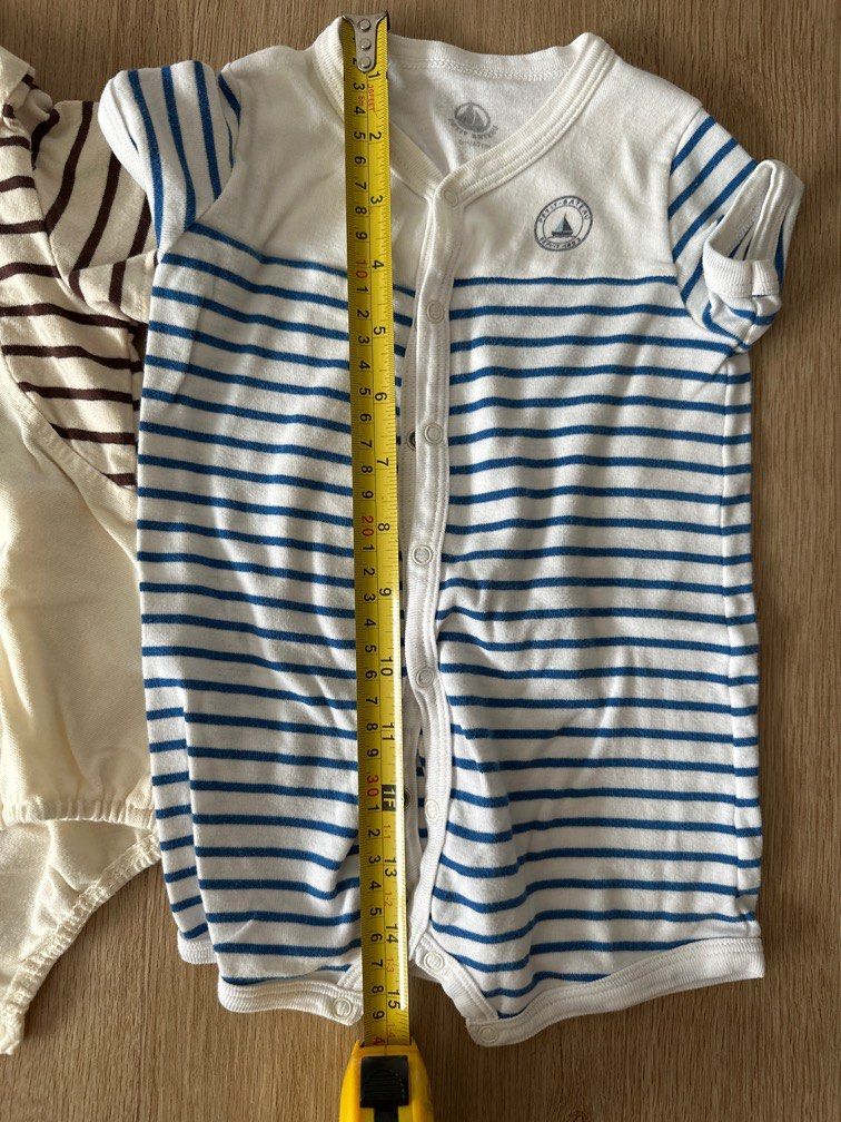 Sea Apple Petit bateau Onesies rompers baby boy girl (Category: Babies & Kids Fashion) located in Singapore. Submitted by iosias (Listing ID 1374040102, Image 2). Description: Only selling all 4 pieces .