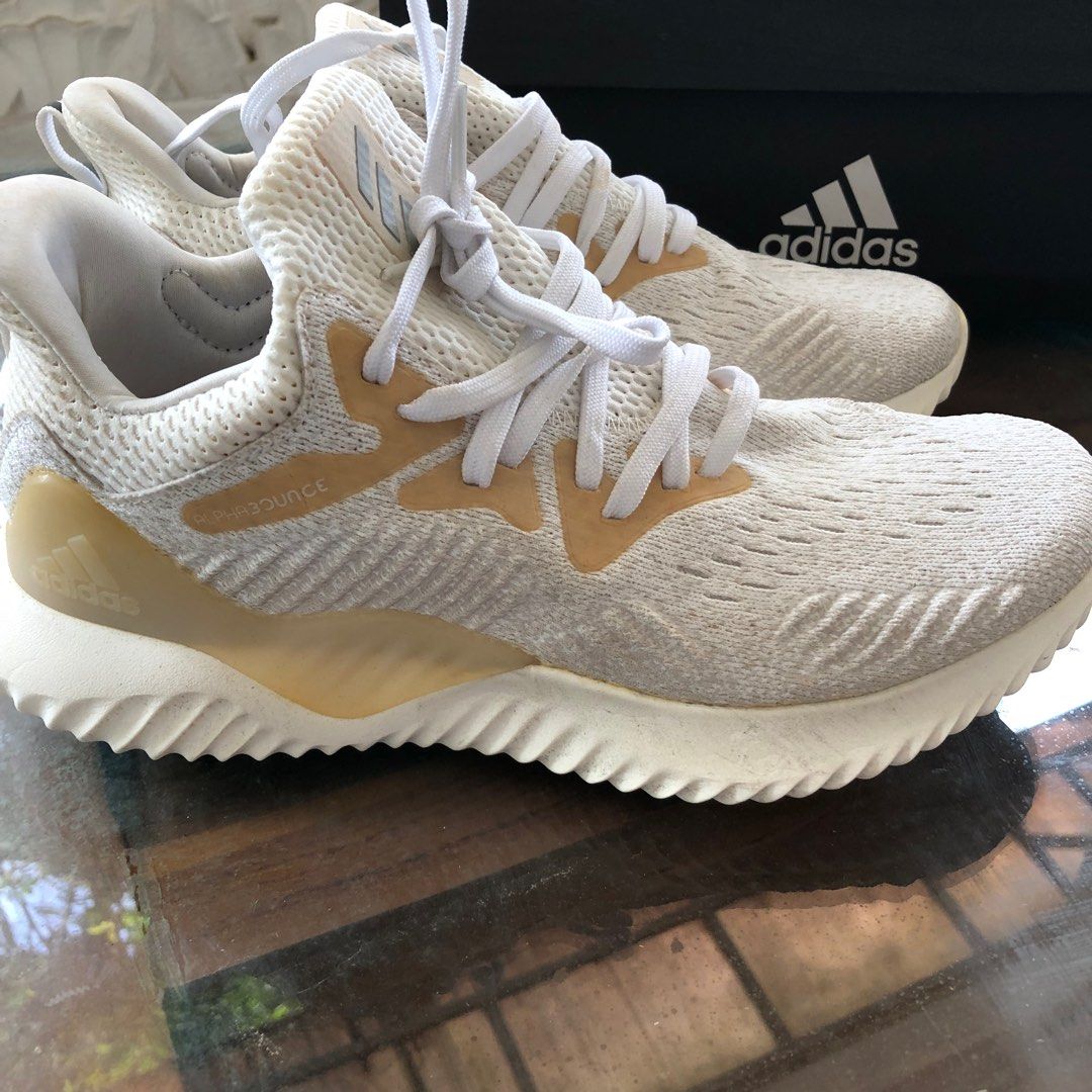 Khaki Sneakers Adidas Alphabounce Khaki Adidas AlphaBounce Suede