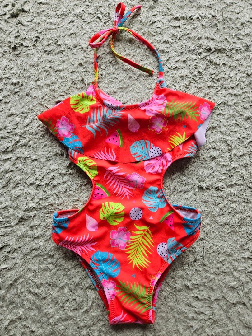 Swimwear (Category: Babies & Kids Fashion) located in Singapore. Submitted by dido1486 (Listing ID 1374035570, Image 1). Description: was gifted but worn once only no tags so not sure of brand take note for measurements laces are adjustable and material stretchable.