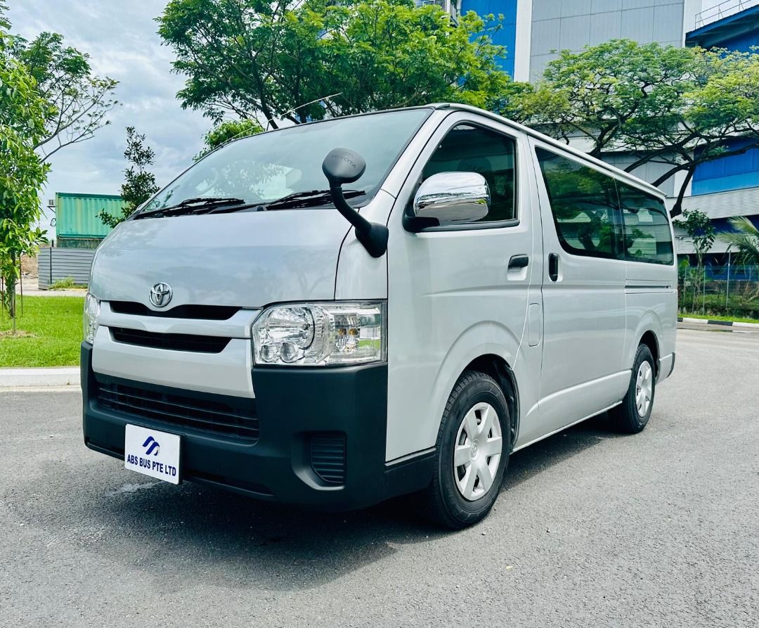 Toyota Hiace 2.8 DX Auto62885348540035119