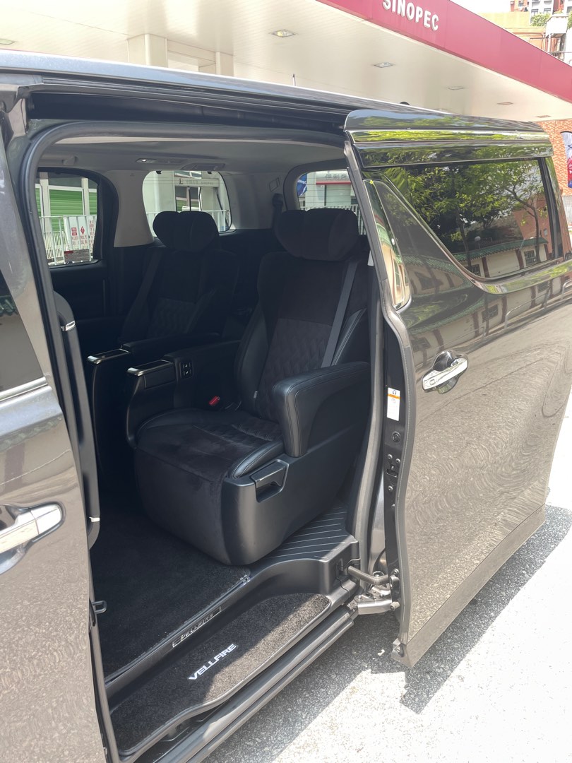Toyota Vellfire 3.5 ZAG 7-Seater Auto62864836562819113