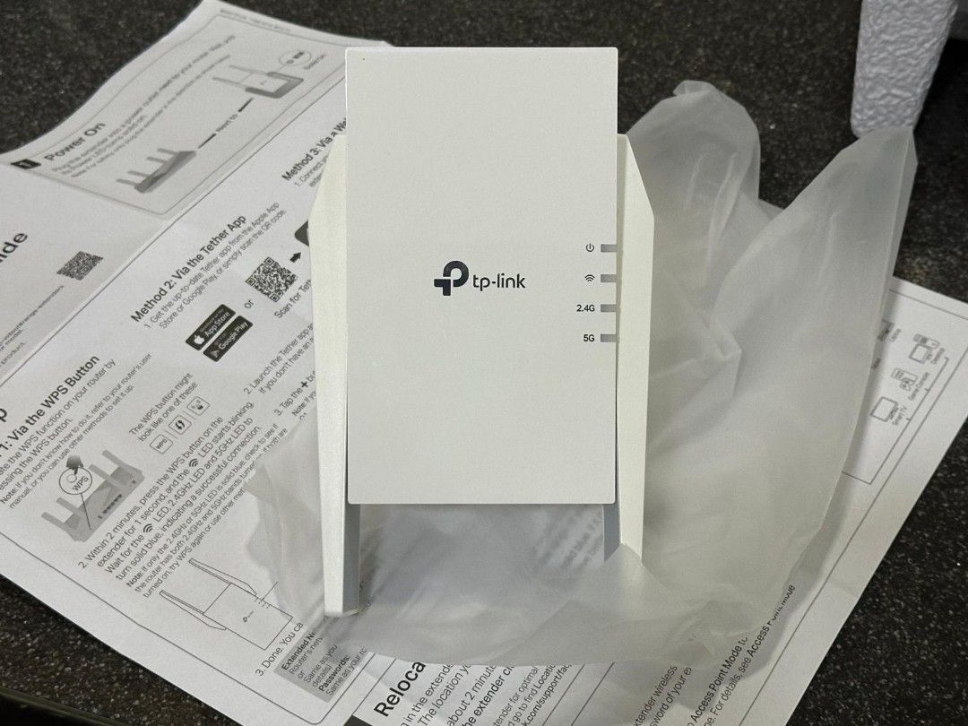 TP-Link Wifi Extender (Category: Networking) located in Singapore. Submitted by snope7 (Listing ID 1374106253, Image 2). Description: Selling a TP Link RE505X wifi extender, almost new as decided to upgrade to another model. What u see is actual condition 👍.