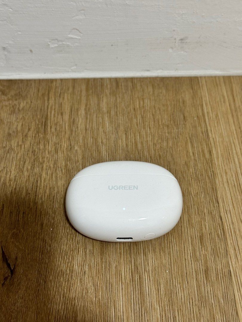 UGREEN HiTune T6 ANC TWS Wireless Earbuds Active Noise Cancellation Bluetooth 5.3 Earphone For iPhone 15 Pro Max Samsung (Category: Earphones) located in Singapore. Submitted by ljy88 (Listing ID 1374104436, Image 3). Description: Selling because I am not using it anymore. Likely used as I already have AirPods. Immerse yourself in pristine sound with UGREEN HiTune T6 ANC TWS Wireless Earbuds. Featuring Active Noise Cancellation, Hi-Res LDAC techn