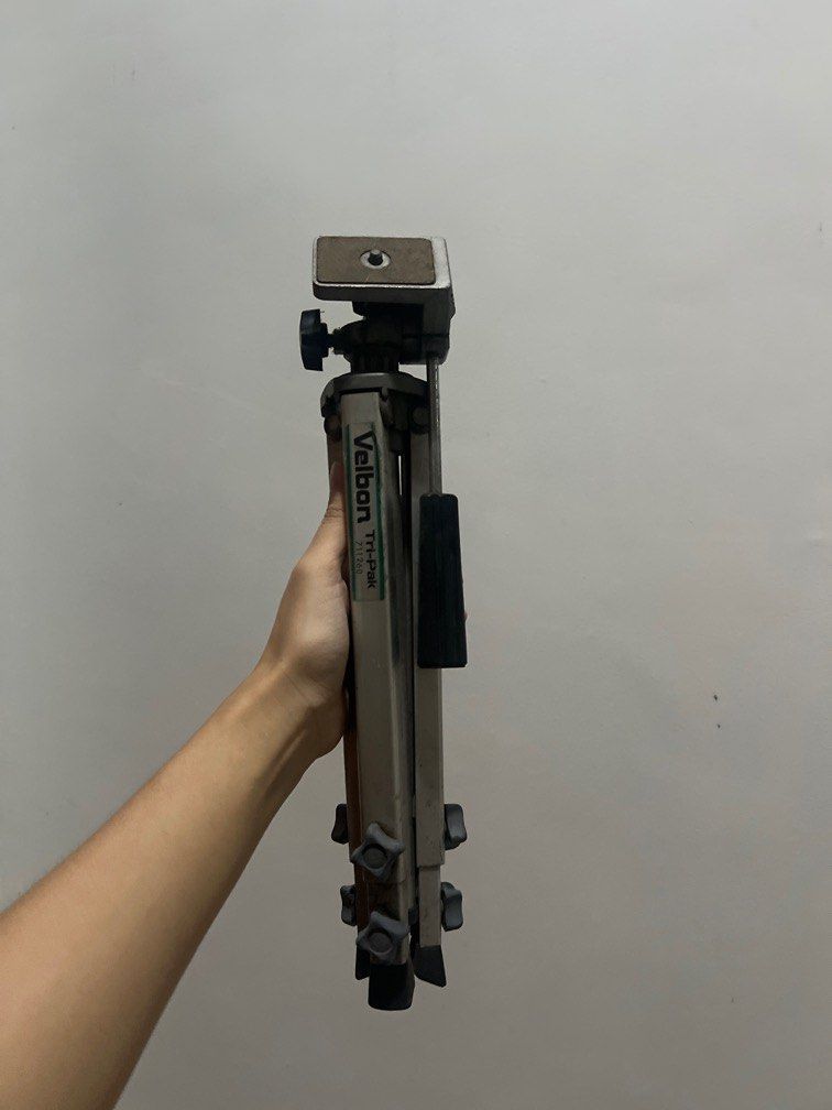 Vintage camera tripod stand velbon tripak (Category: Tripods & Monopods) located in Paranaque City. Submitted by sunnysideupsunday (Listing ID 1374074957, Image 1). Description: Weathered but still works well.