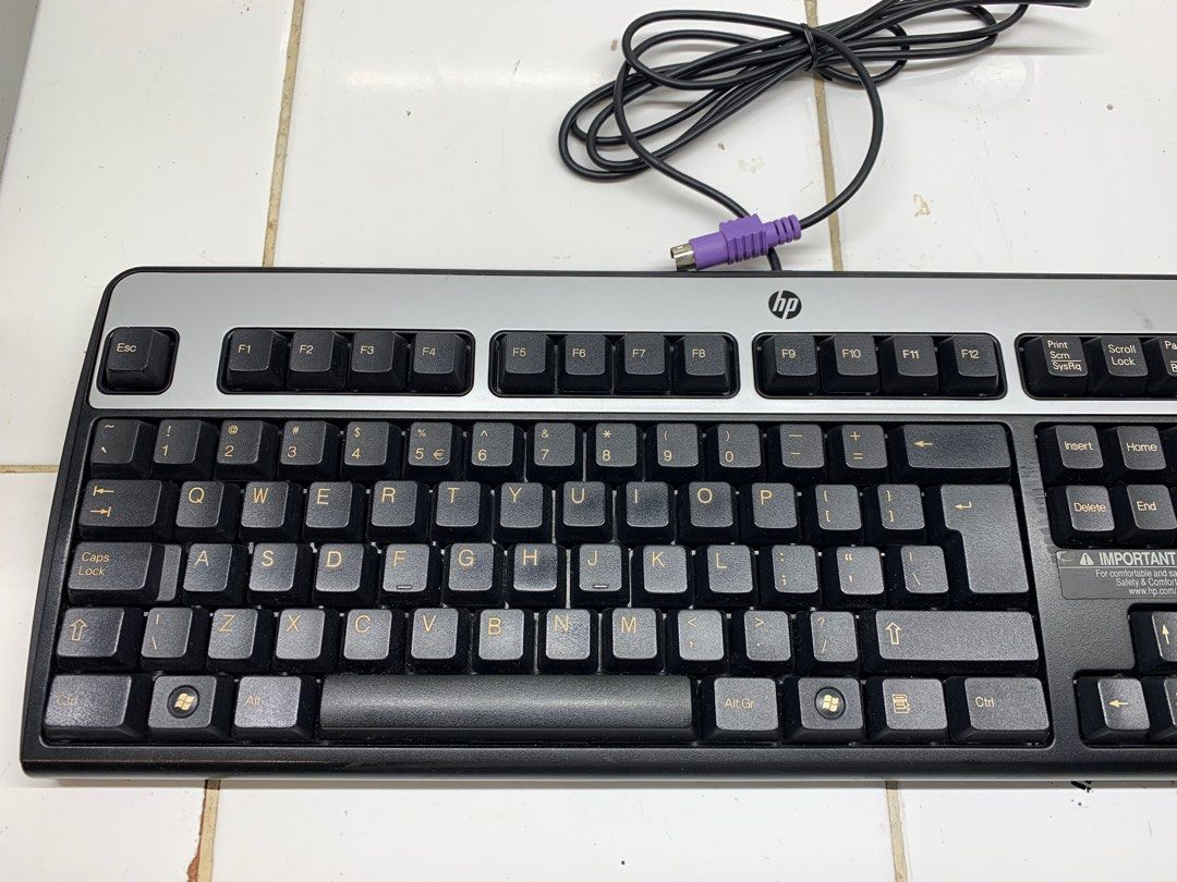 Vintage HP PS2 Keyboard Full Size Good Condition (Category: Computer Keyboard) located in Paranaque City. Submitted by seb_trading (Listing ID 1374048351, Image 3). Description: PS2 plug keyboard good condition almost new all keys working two tone style last price Paranaque area also available PS2 mouse (white color).