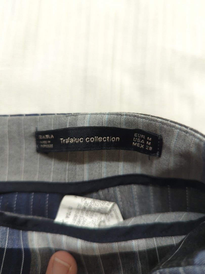 Zara Plaid Skirt (Category: Skirts) located in Taguig. Submitted by hlco13 (Listing ID 1374050541, Image 3). Description: .