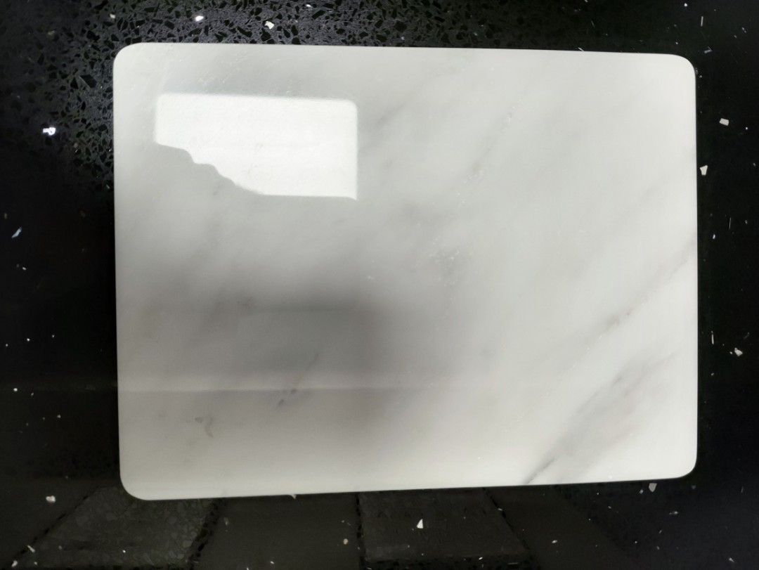 100% Marble Cooling Pads for Small Animals (Category: Homes & Other Pet Accessories) located in Singapore. Submitted by d_z_l (Listing ID 1374318010, Image 2). Description: 1. Black Marble Cooling Pad ($15) -27cm x 17cm x 1.5cm 2. White Marble Cooling Pad ($10) -20cm x 15cm x 1.5cm Suitable for small animals like Chinchilla, Guinea Pig, Hamster, Rabbit etc. Marble pads are excellent for cooling small animals because marble naturally stays cool an
