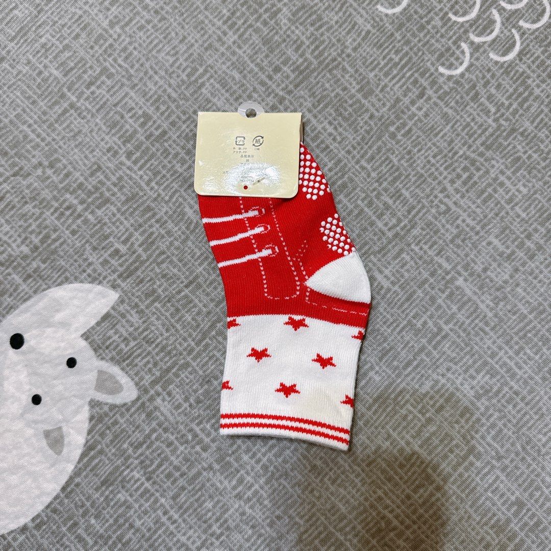 由 gogolittlerabbit (刊登 ID 1374313307，圖片 3) 提交，位於 彰化縣 (Changhua) 的 全新⭐️兒童可愛造型襪 12-15cm (類別：嬰兒及兒童流行時尚)，說明：。