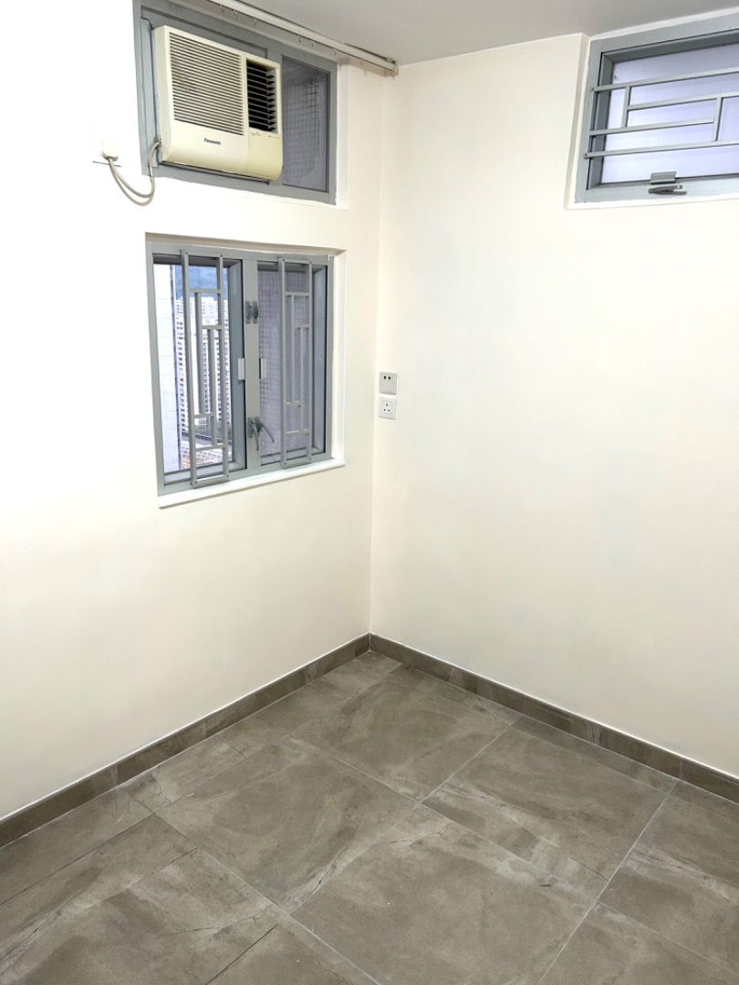 Tuen Mun three-bedroom HOS flat63437654269186111