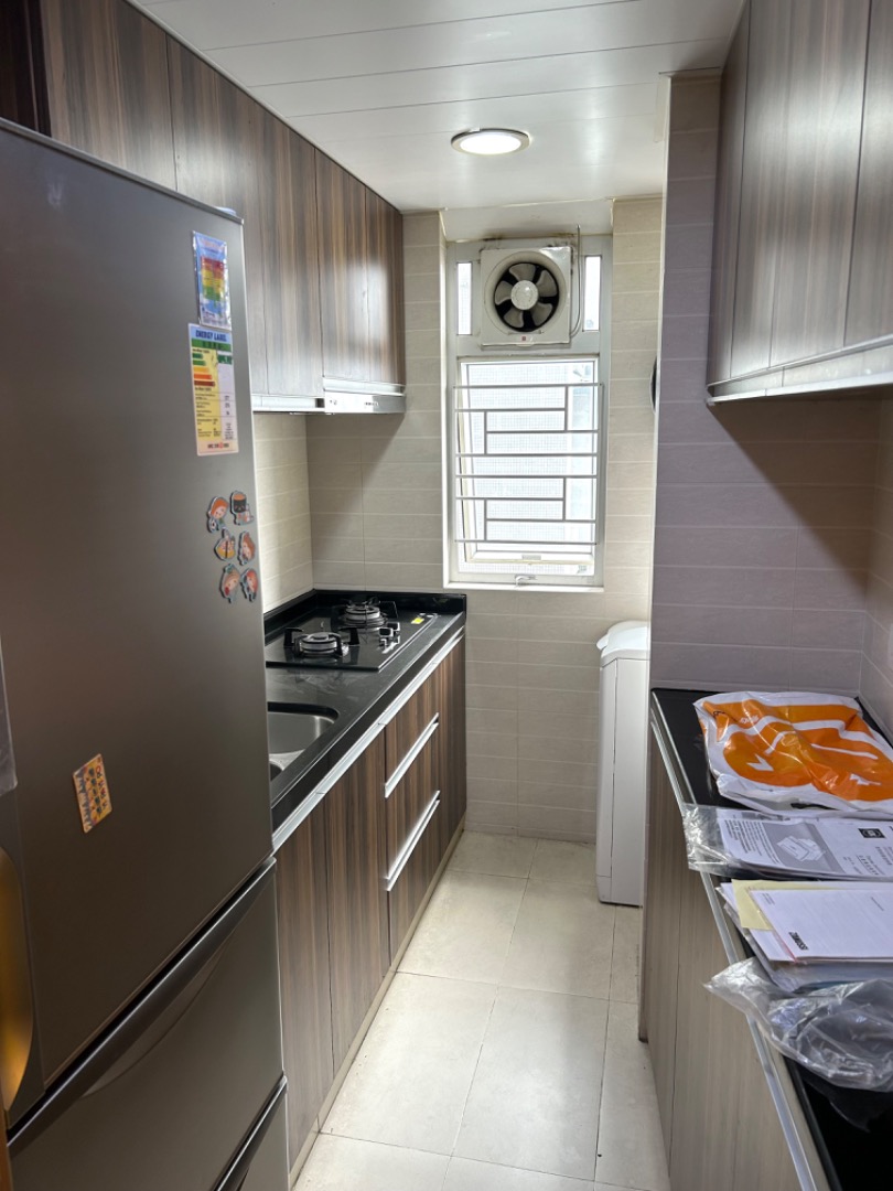Tuen Mun three-bedroom HOS flat63437654269186113