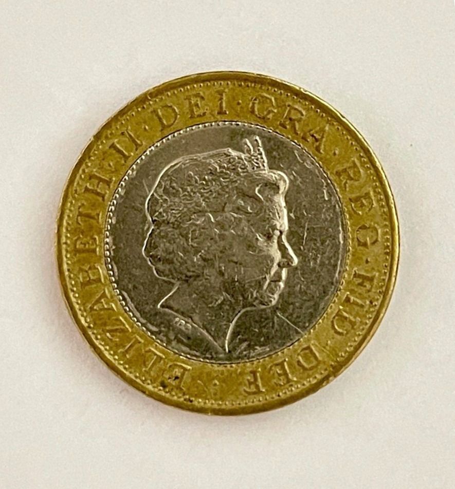 英國伊莉莎白二世1999年2英鎊, 興趣及遊戲, 收藏品及紀念品, 錢幣- Carousell