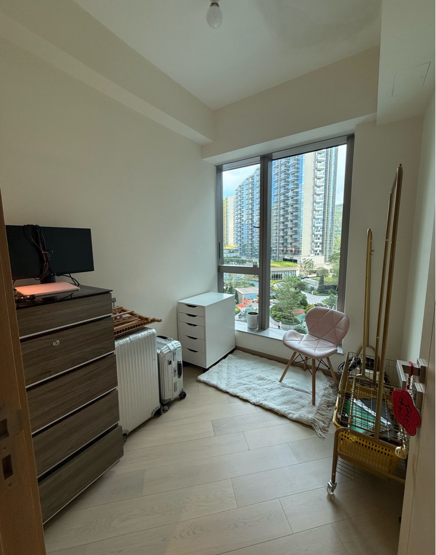Pak Ling owner rents out <no commission>, with furniture, ready to move in immediately63438874347266113