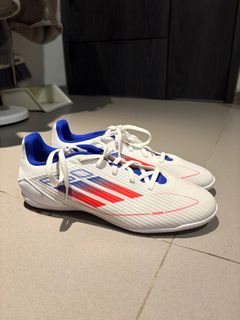 (Kategori: ) berada di . Dikirim oleh prelovedbyheel (ID iklan 1374298726, Gambar 1). Deskripsi: .