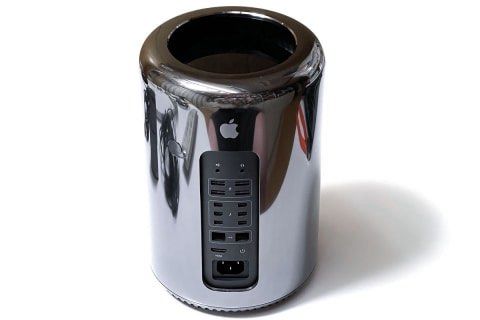 Apple Mac Pro (Category: Desktops) located in Singapore. Submitted by edccs (Listing ID 1374197932, Image 1). Description: Well used Apple Mac Pro (Late 2013) for sale Processor: 3 GHz 8-Core Intel Xeon E5 Memory: 32 GB 1866 MHz DDR3 Storage: 256GB Graphics: AMD FirePro D700 6 GB Come with a power cord only, No keyboard, No mouse & No monitor. Thanks for your interest!.