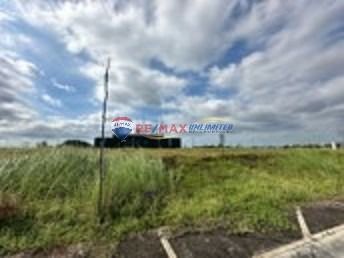 ARDIA Vermosa For Sale (Category: Lot) located in Makati City. Submitted by REMAXUNLIMITEDPH (Listing ID 1374146607, Image 3). Description: ARDIA VERMOSA DESCRIPTION: Location: Ardia Vermosa, Imus City, Cavite Lot area: 304 sqm Status: Ready to build lot Conveniently located close to the main gate. Short walk to the clubhouse for easy access to village amenities. Positioned facing east, the property is primed to capture abundant natural light and