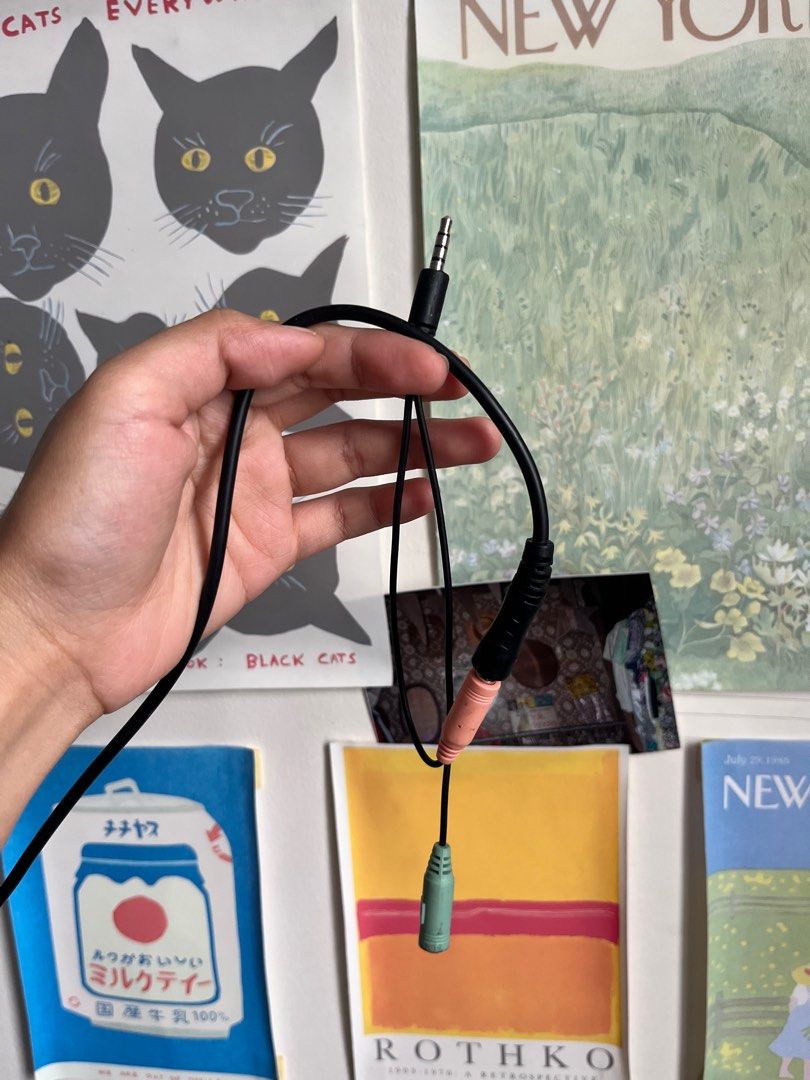 Aukey Studio microphone with stand (Category: Microphones) located in Manila. Submitted by matildawormwood26 (Listing ID 1374222400, Image 3). Description: RFS: decluttering only used thrice for a school project mode of payment: bank transfer or gcash delivery (shouldered by buyer): lalamove, grab, angkas padala.