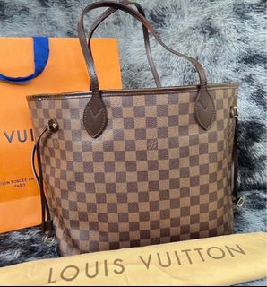 (Category: ) located in . Submitted by lux4less4u (Listing ID 1374232147, Image 1). Description: .