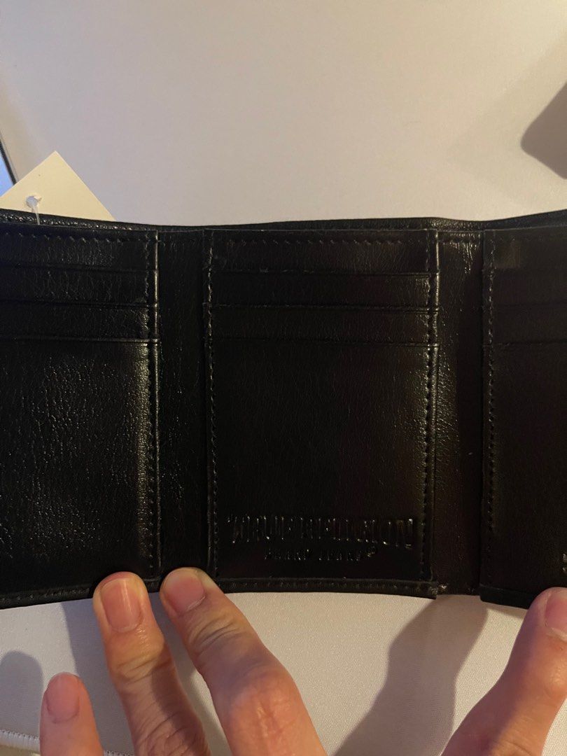 Authentic True Religion Leather Black Wallet Silver Hardware (Category: Wallets & Card Holders) located in Cainta. Submitted by d3clutterw0rld (Listing ID 1374316120, Image 3). Description: .